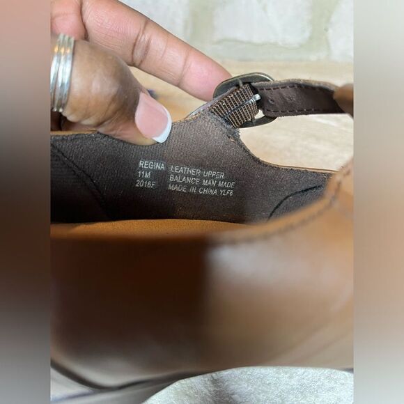 Earth Origins by Earth brown leather “Regina” Low Pump Loafer Heels Sz 11 - Picture 6 of 7